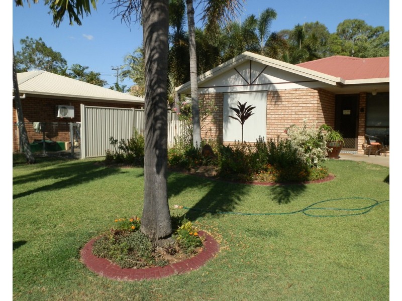 3 Crystal Court, Emerald QLD 4720