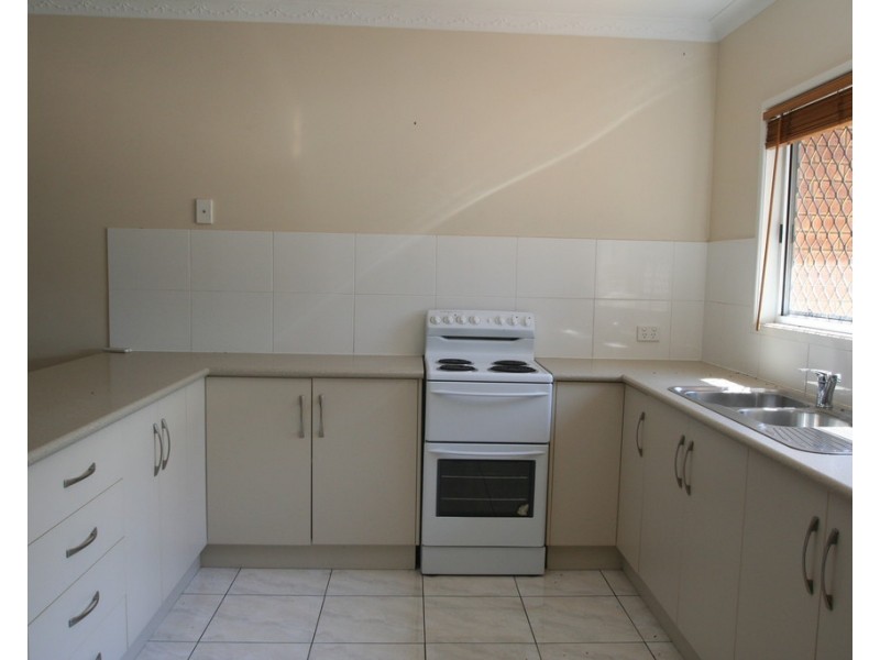 8/145 Egerton Street, Emerald QLD 4720