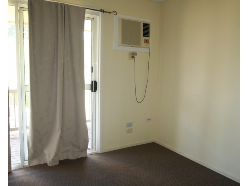 8/145 Egerton Street, Emerald QLD 4720