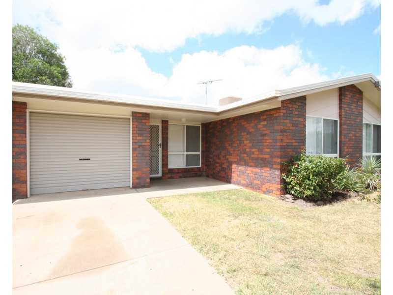 82 Braeside Road, Emerald QLD 4720