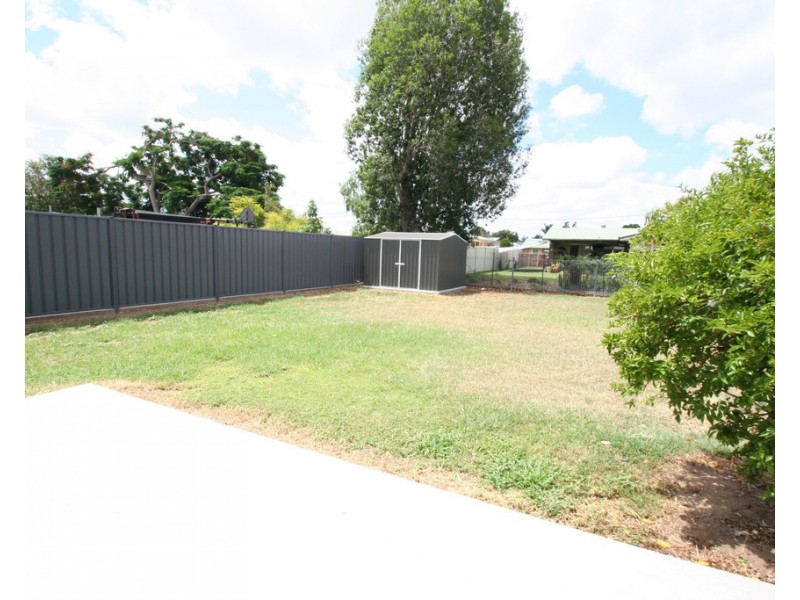 82 Braeside Road, Emerald QLD 4720