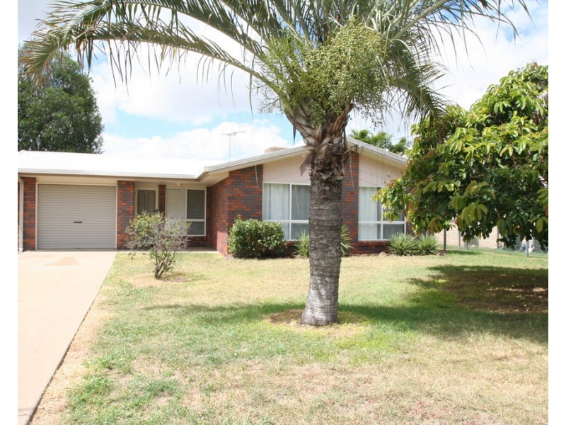 82 Braeside Road, Emerald QLD 4720