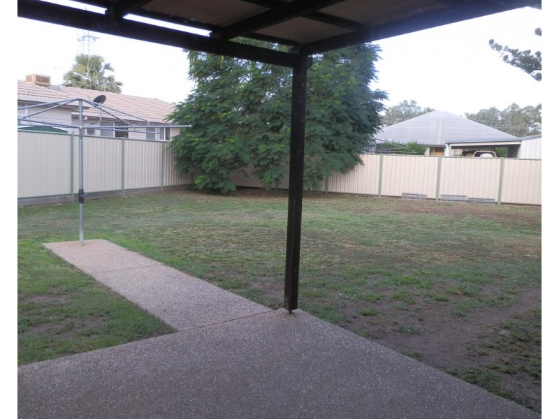 12 Waldby Court, Emerald QLD 4720