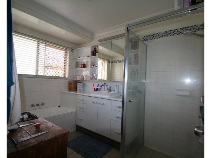 3 Crozier Crescent, Emerald QLD 4720