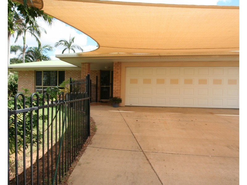 3 Crozier Crescent, Emerald QLD 4720