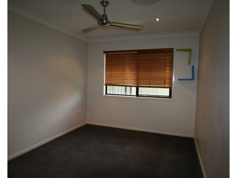 2 Vine Street, Emerald QLD 4720