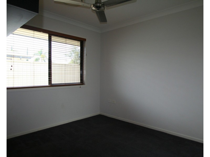 2 Vine Street, Emerald QLD 4720