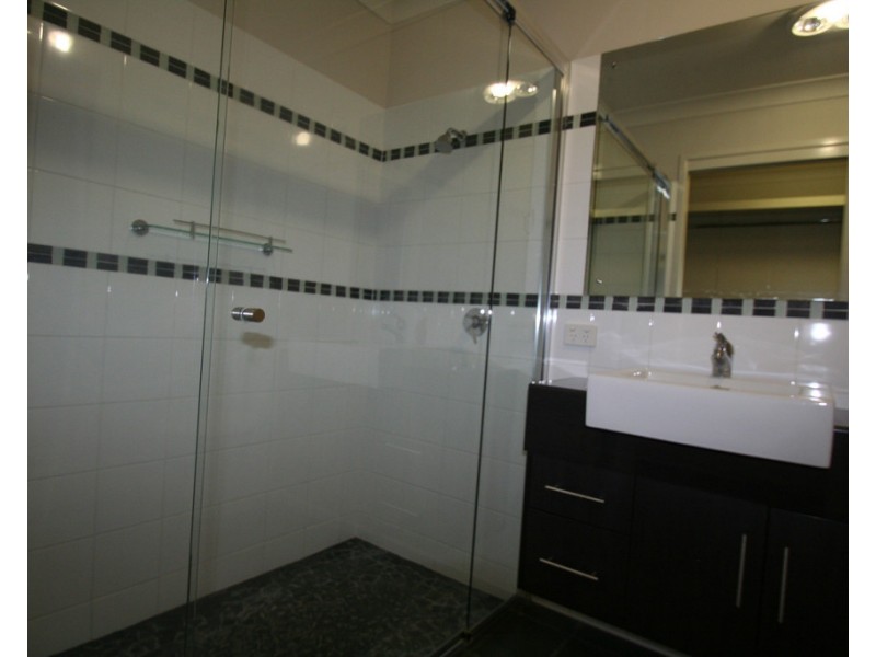2 Vine Street, Emerald QLD 4720