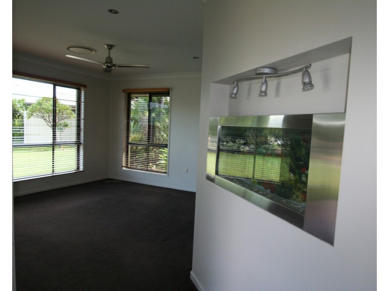 2 Vine Street, Emerald QLD 4720