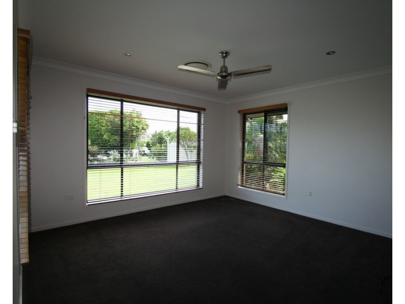 2 Vine Street, Emerald QLD 4720