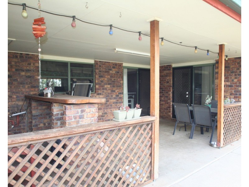 17 Edgewood, Emerald QLD 4720