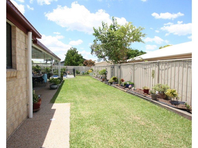 6 Highland Court, Emerald QLD 4720