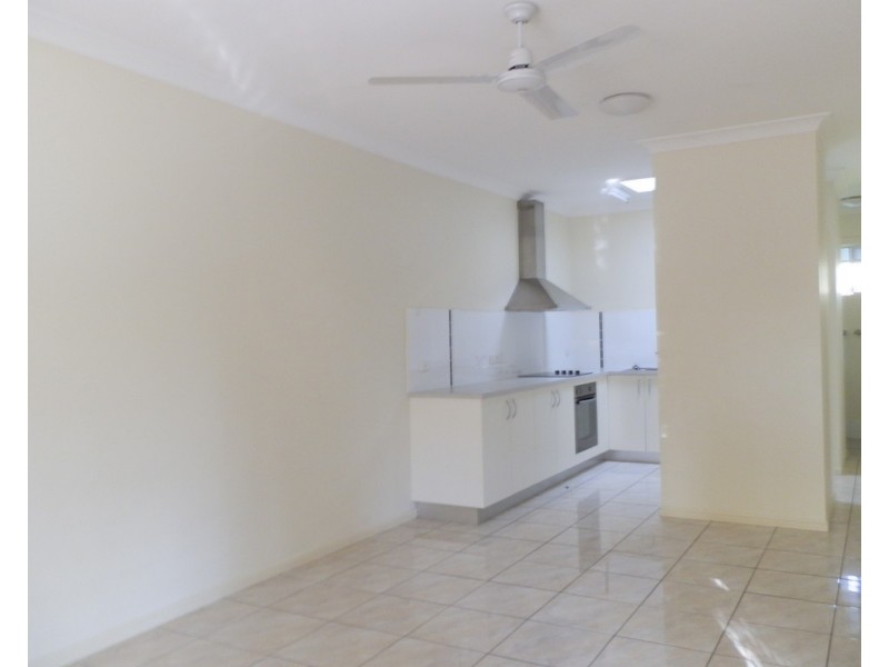 1/2 Expeller Court, Emerald QLD 4720