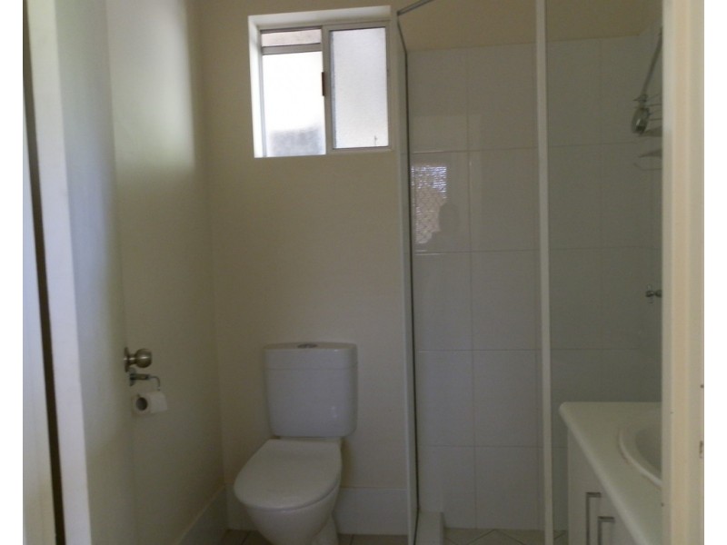 1/2 Expeller Court, Emerald QLD 4720