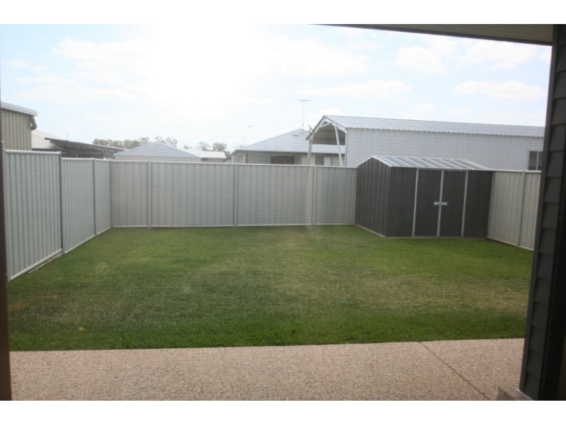 7B Desgrand Street, Emerald QLD 4720