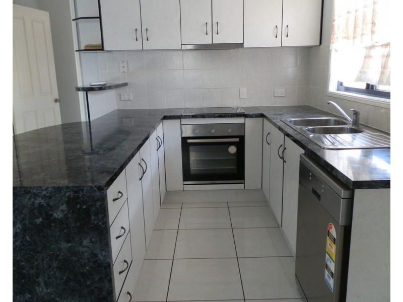 3A Gilbert Place, Emerald QLD 4720