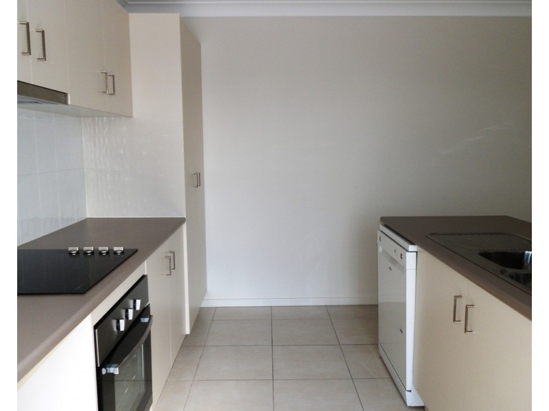 7 Ivers Place, Emerald QLD 4720