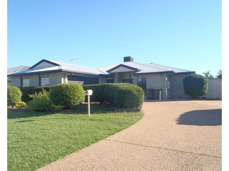 24 Haswell Street, Emerald QLD 4720