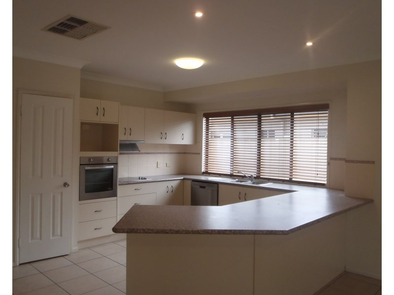24 Haswell Street, Emerald QLD 4720