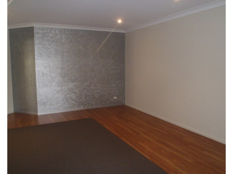 24 Haswell Street, Emerald QLD 4720