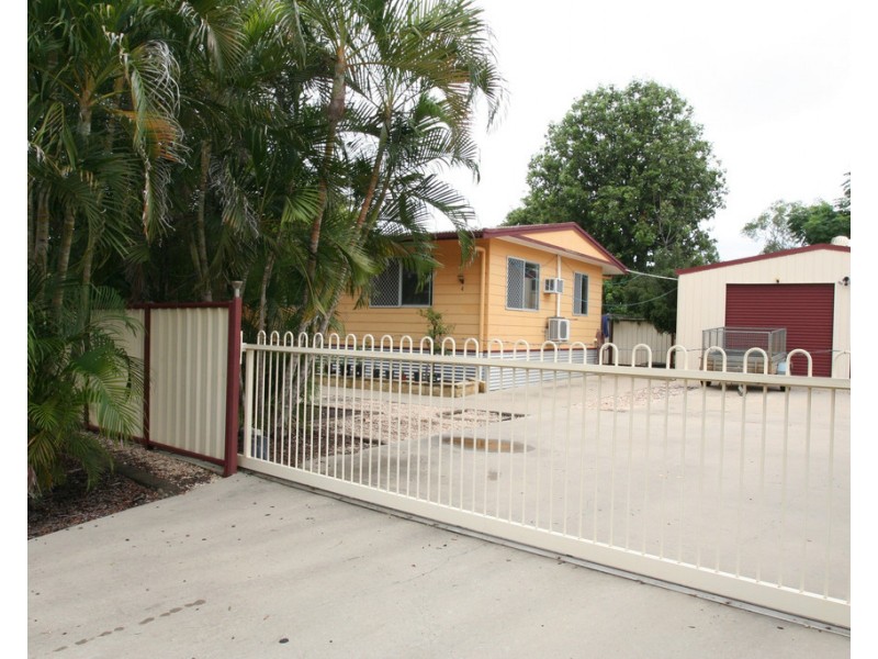 4 Expeller Court, Emerald QLD 4720