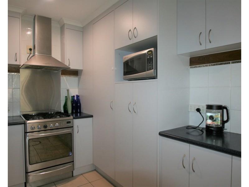 4 Expeller Court, Emerald QLD 4720