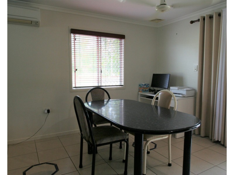 4 Expeller Court, Emerald QLD 4720