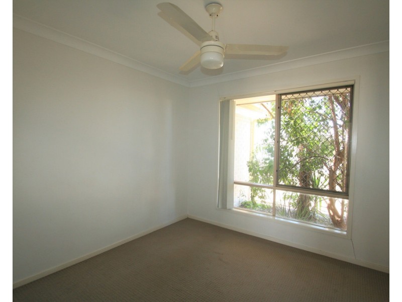 10 Lakeside Drive, Emerald QLD 4720