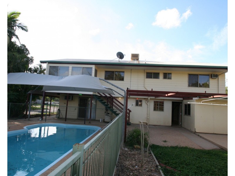 6 Egan Street, Emerald QLD 4720