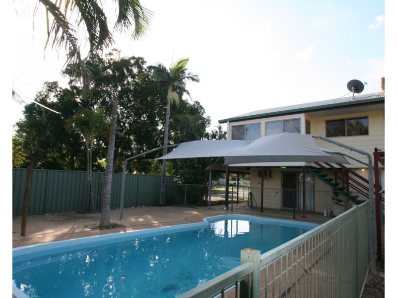 6 Egan Street, Emerald QLD 4720
