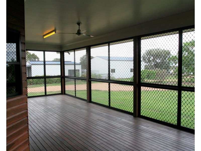 40 Edgewood Drive, Emerald QLD 4720