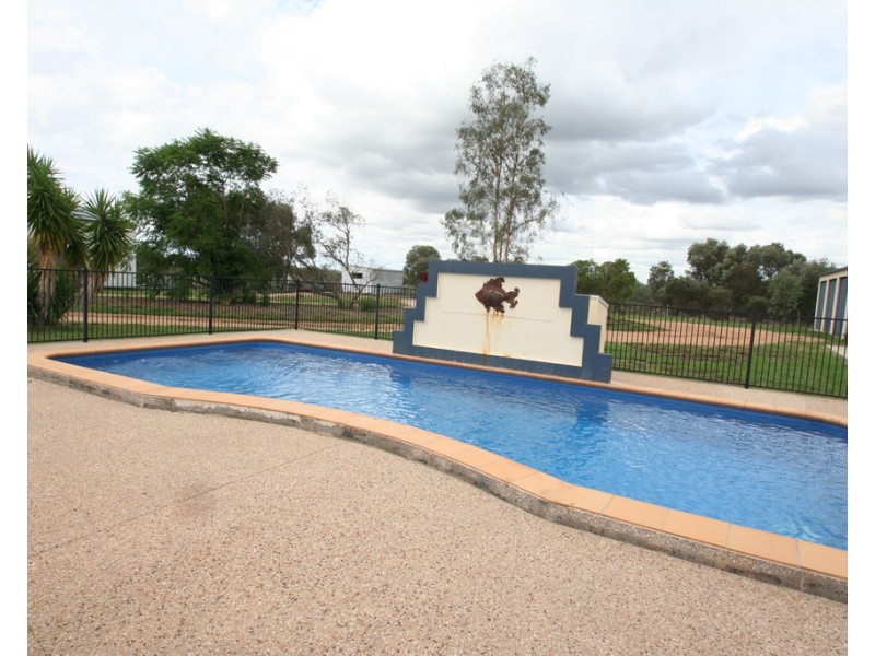 40 Edgewood Drive, Emerald QLD 4720