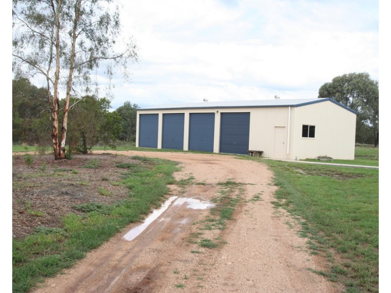 40 Edgewood Drive, Emerald QLD 4720