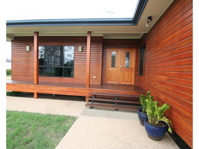 40 Edgewood Drive, Emerald QLD 4720