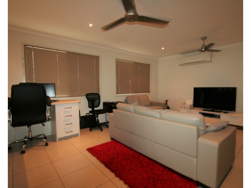1-3/1 Charolais Place, Emerald QLD 4720