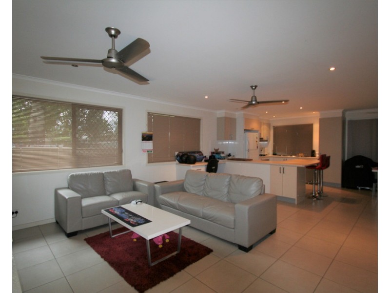 1-3/1 Charolais Place, Emerald QLD 4720
