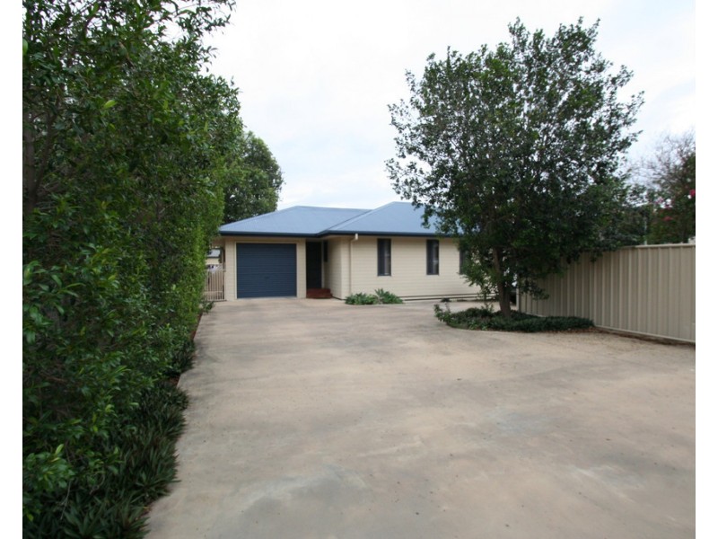 1-3/1 Charolais Place, Emerald QLD 4720