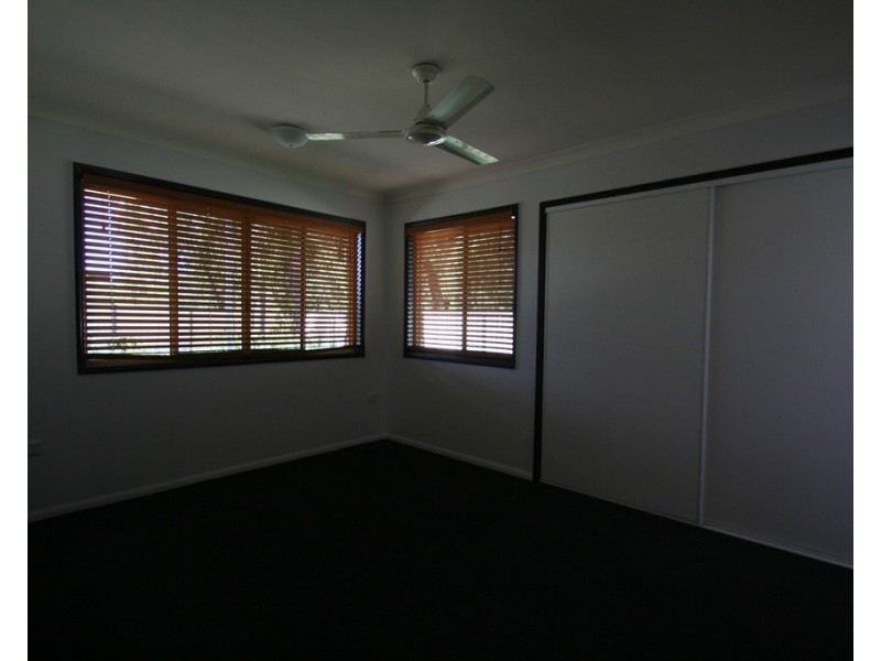 18 Vicki Close, Emerald QLD 4720