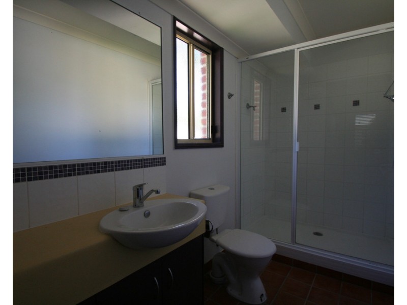 18 Vicki Close, Emerald QLD 4720