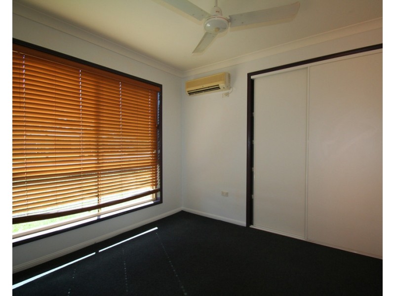 18 Vicki Close, Emerald QLD 4720