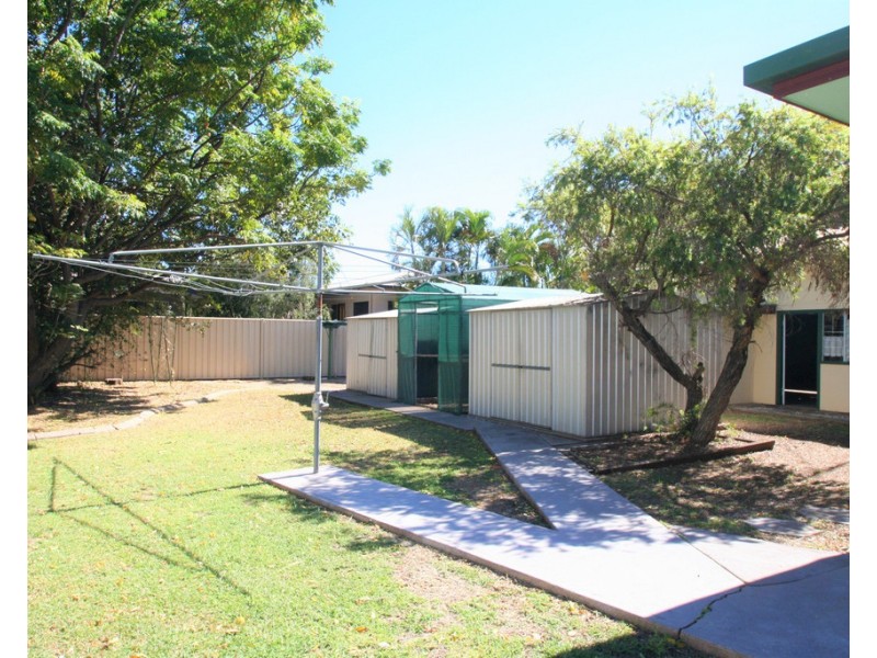 58 Theresa Street, Emerald QLD 4720