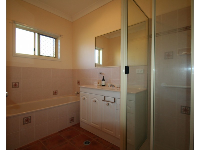 5 Kurrajong Close, Emerald QLD 4720
