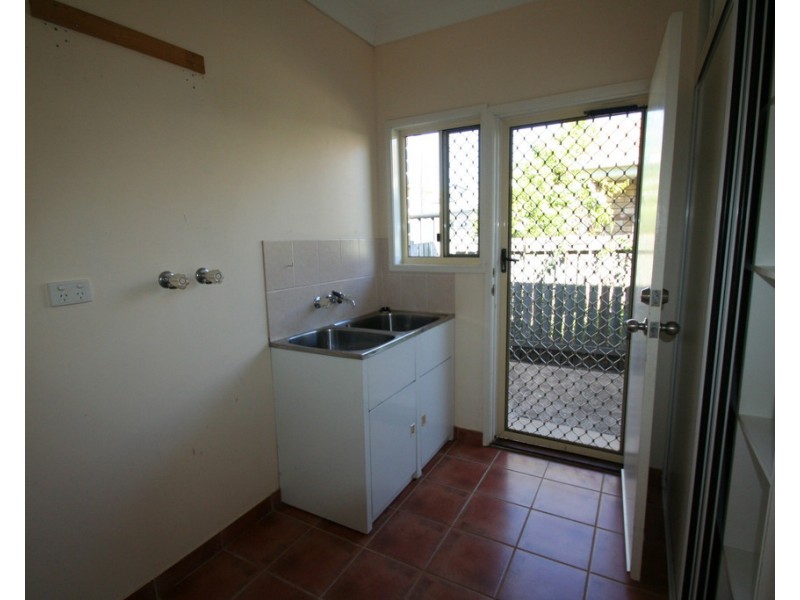 5 Kurrajong Close, Emerald QLD 4720