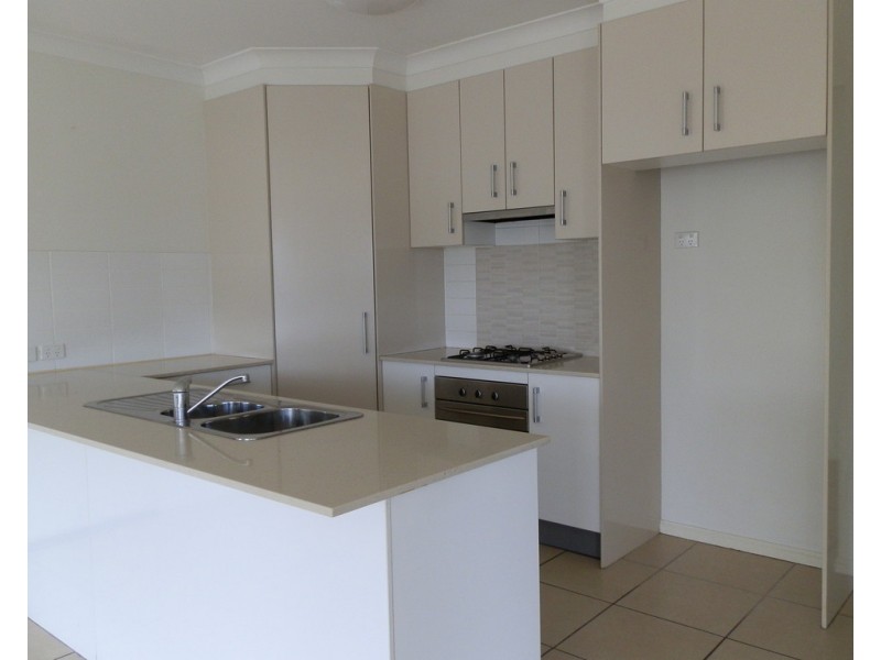 47b Mayfair Drive, Emerald QLD 4720