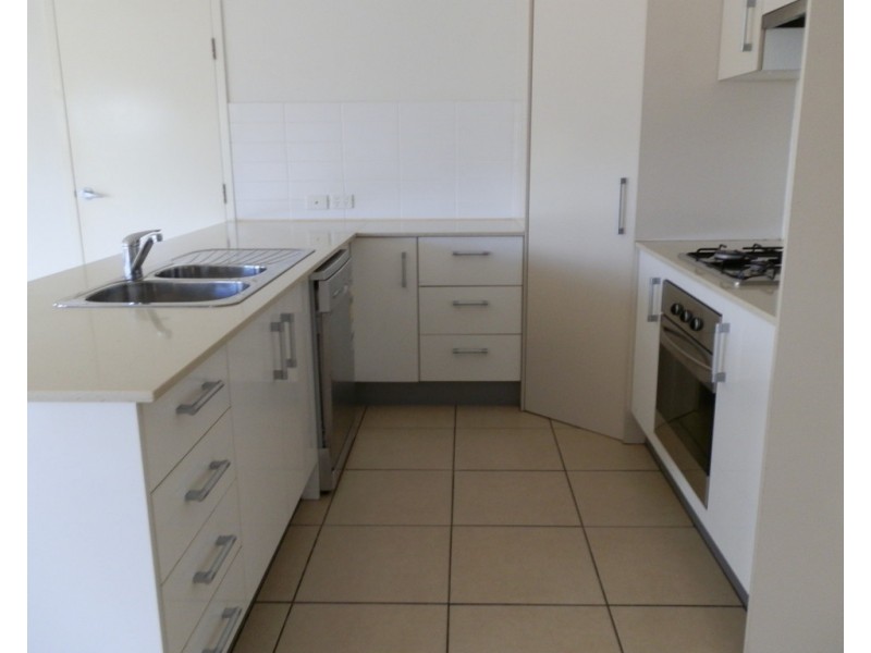 47b Mayfair Drive, Emerald QLD 4720