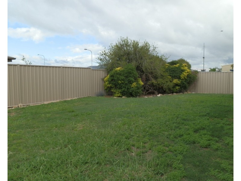 47b Mayfair Drive, Emerald QLD 4720