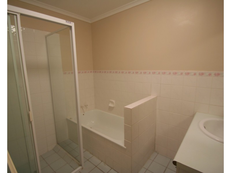 3/126 Opal Street, Emerald QLD 4720
