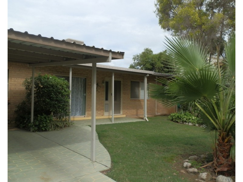 50 Park Avenue, Emerald QLD 4720