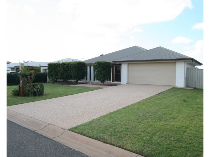 42 Blue Gums Drive, Emerald QLD 4720