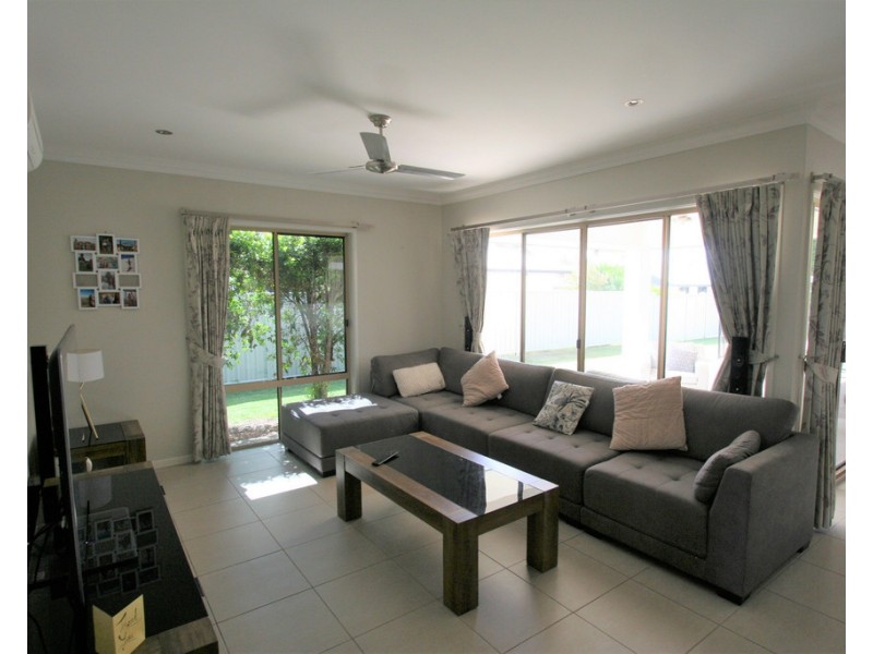 42 Blue Gums Drive, Emerald QLD 4720